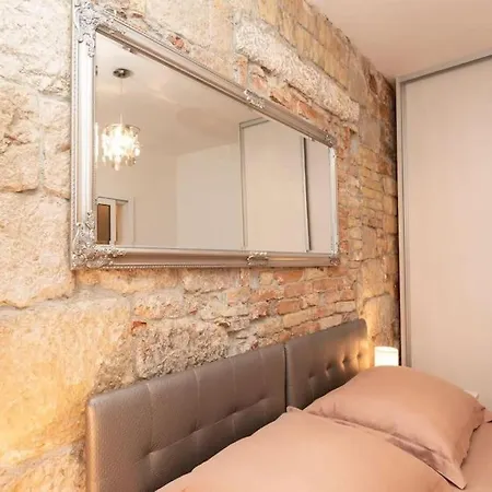 Apartment Apartmentthe Old Centar Of
